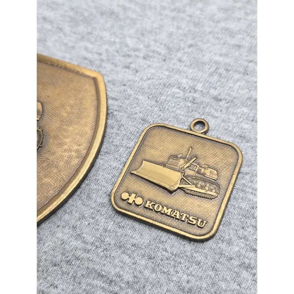 KOMATSU D65E Bulldozer Crawler Tractor Solid Brass Belt Buckle and Keychain Fob